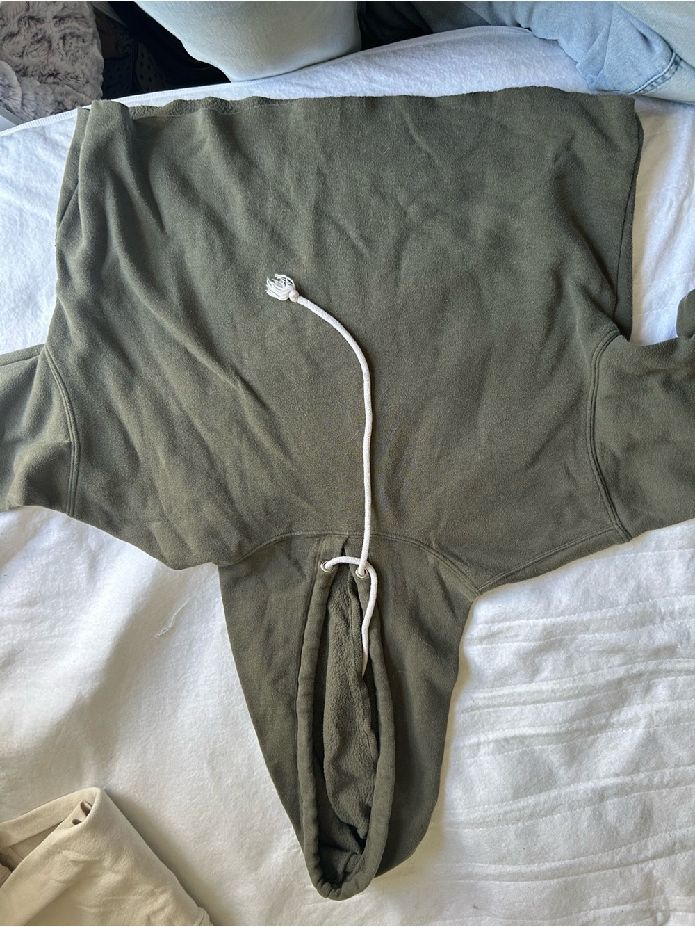 WoMen's Olive Green Pullover Hoodie with Drawstring